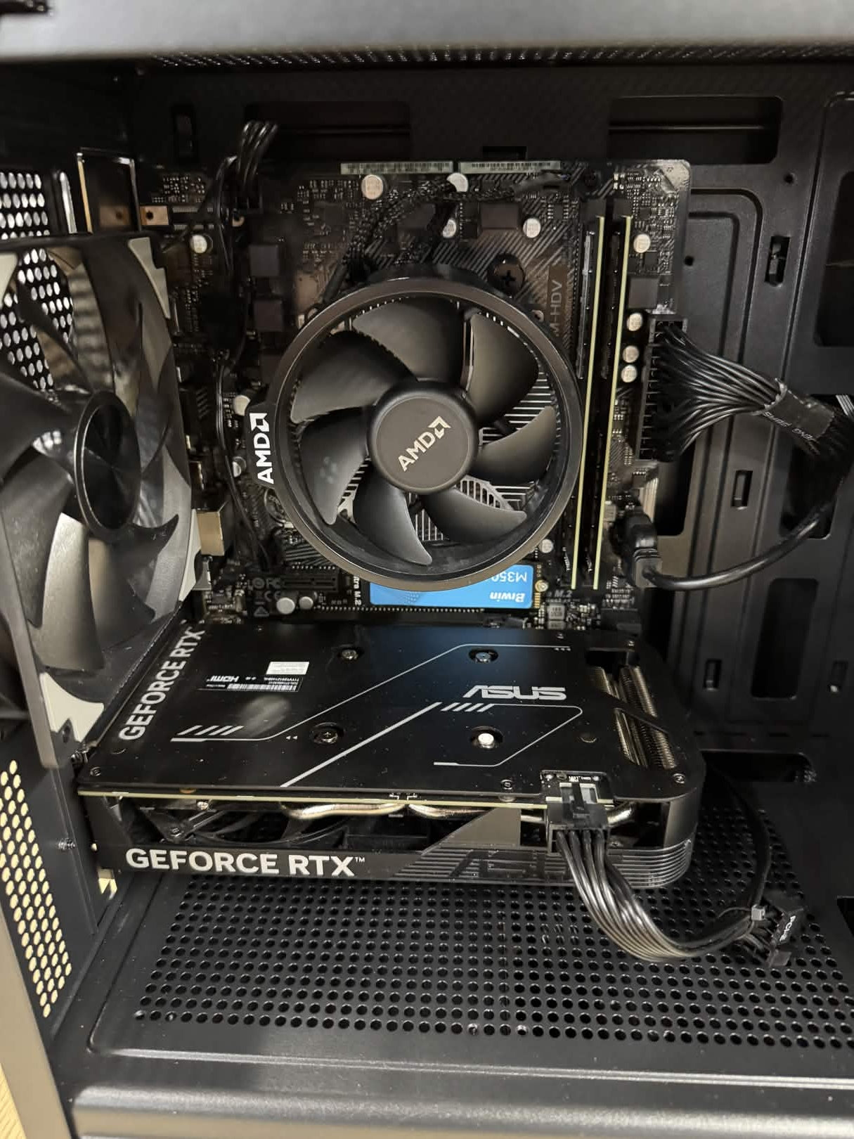 【Ryzen7 5700X & RTX4060】不死鳥PC067