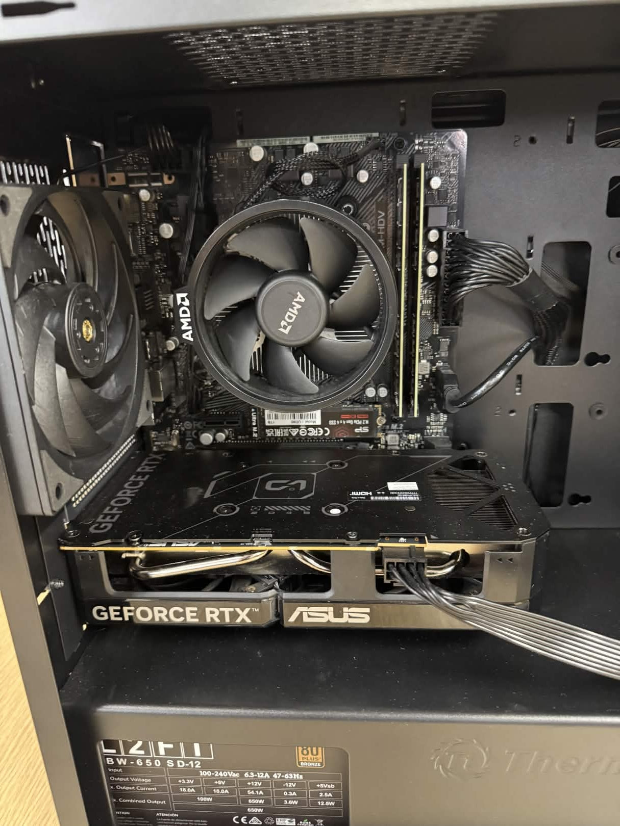 【Ryzen7 5700X & RTX5060】不死鳥PC059
