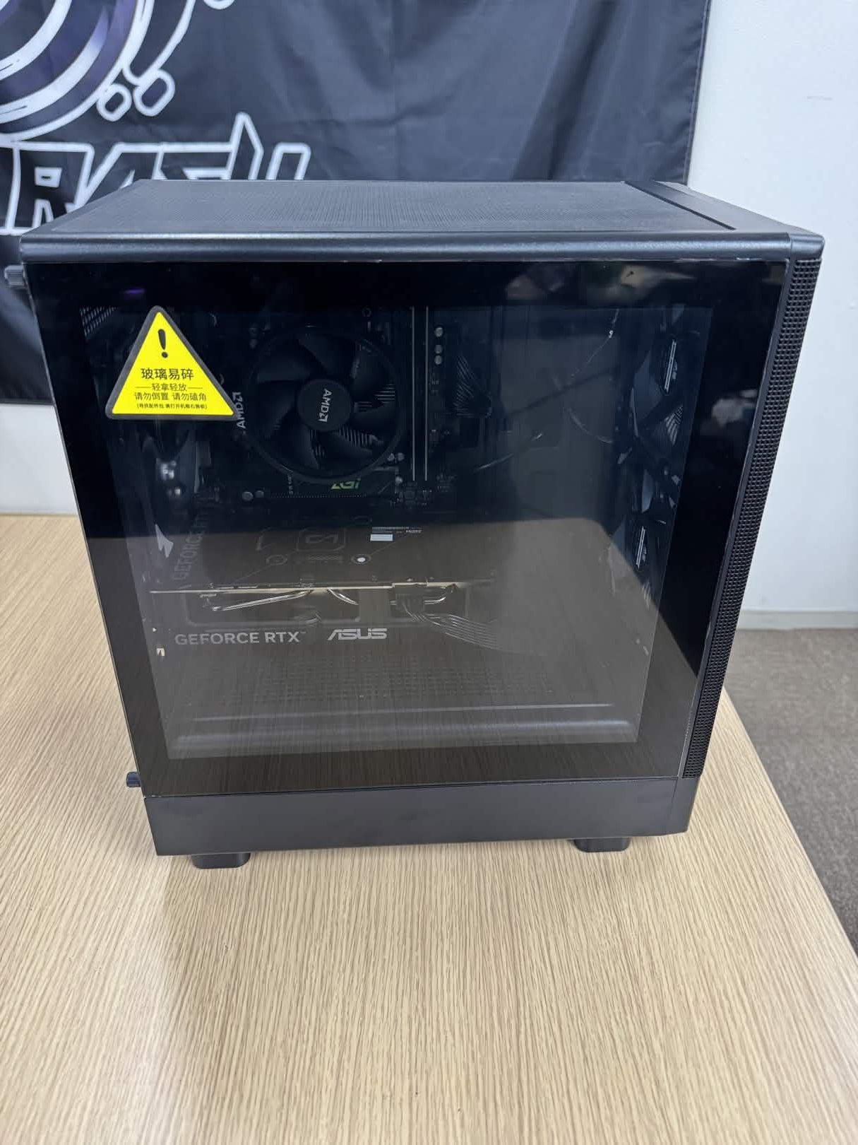 【Ryzen7 5700X & RTX5060】不死鳥PC062