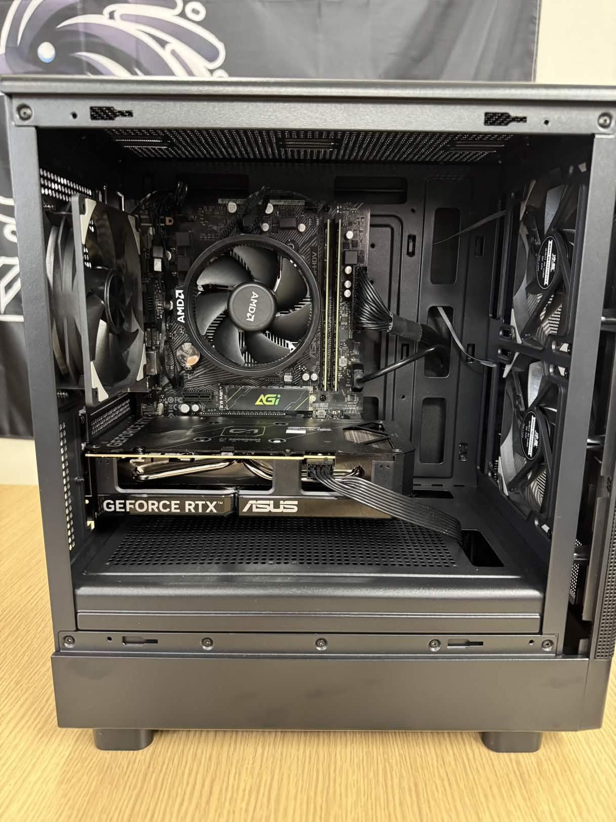 【Ryzen7 5700X & RTX5060】不死鳥PC062