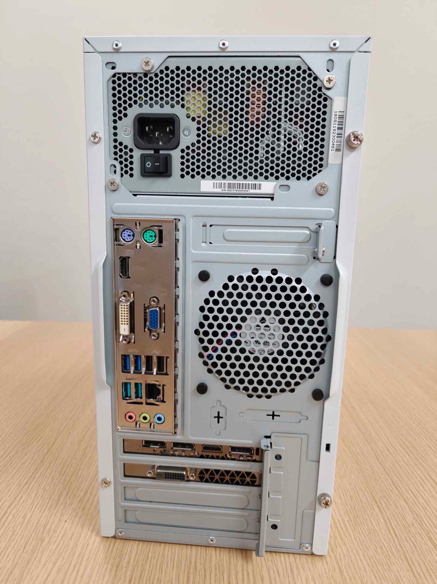 【Core i7 8700 & RTX2070】不死鳥PC027