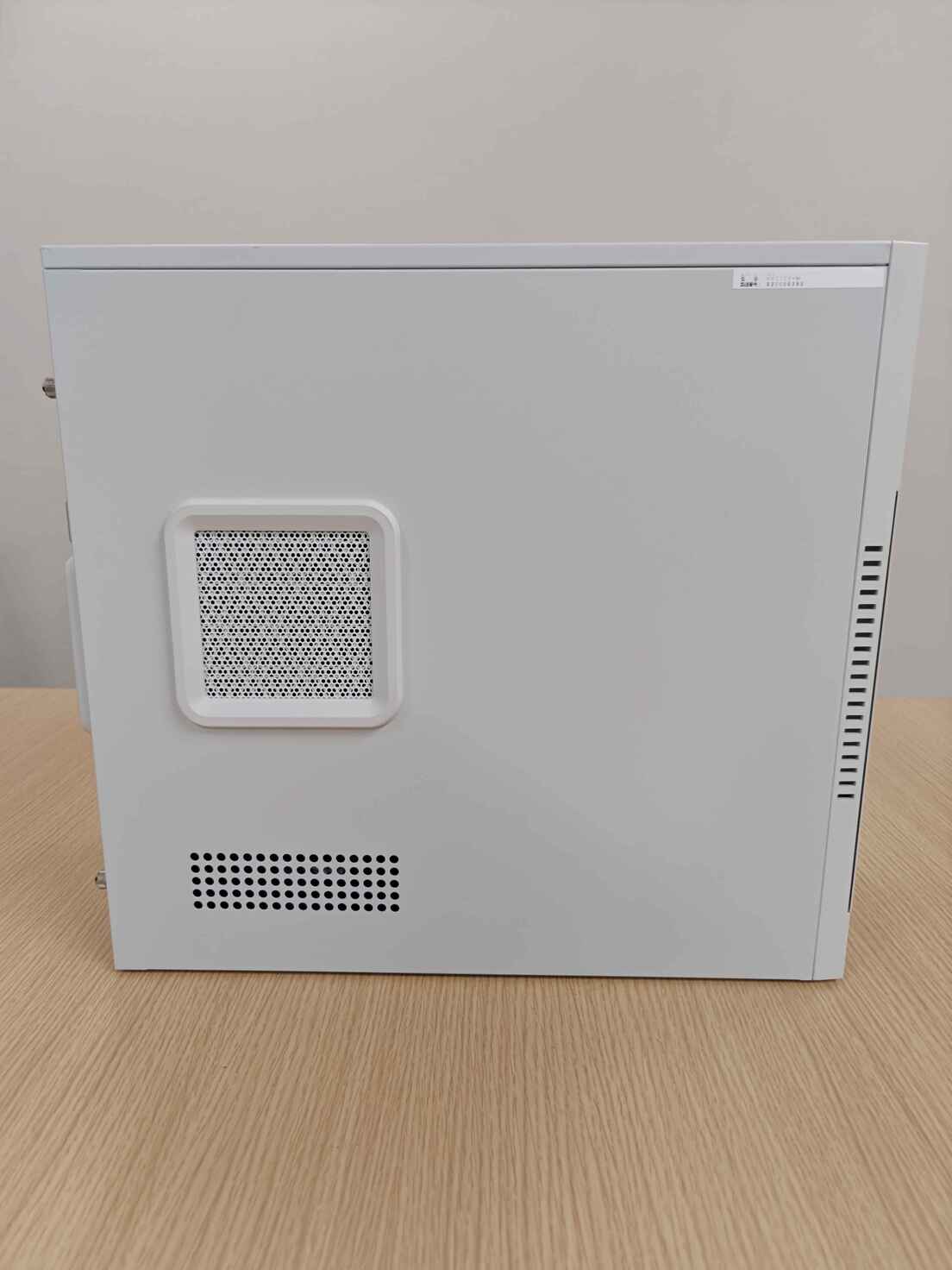 【Core i7 8700 & RTX2070】不死鳥PC027