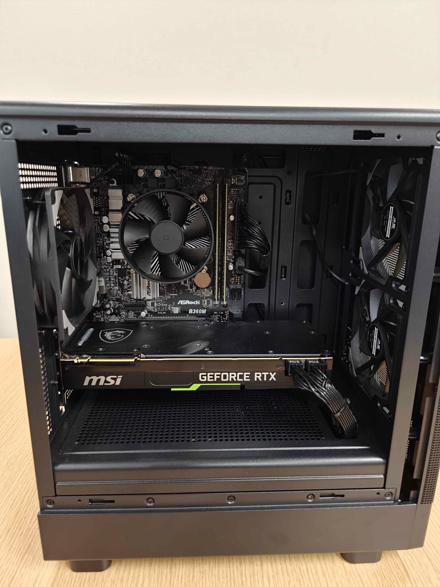 【Core i7 8700 ＆ RTX2070Super】不死鳥PC057