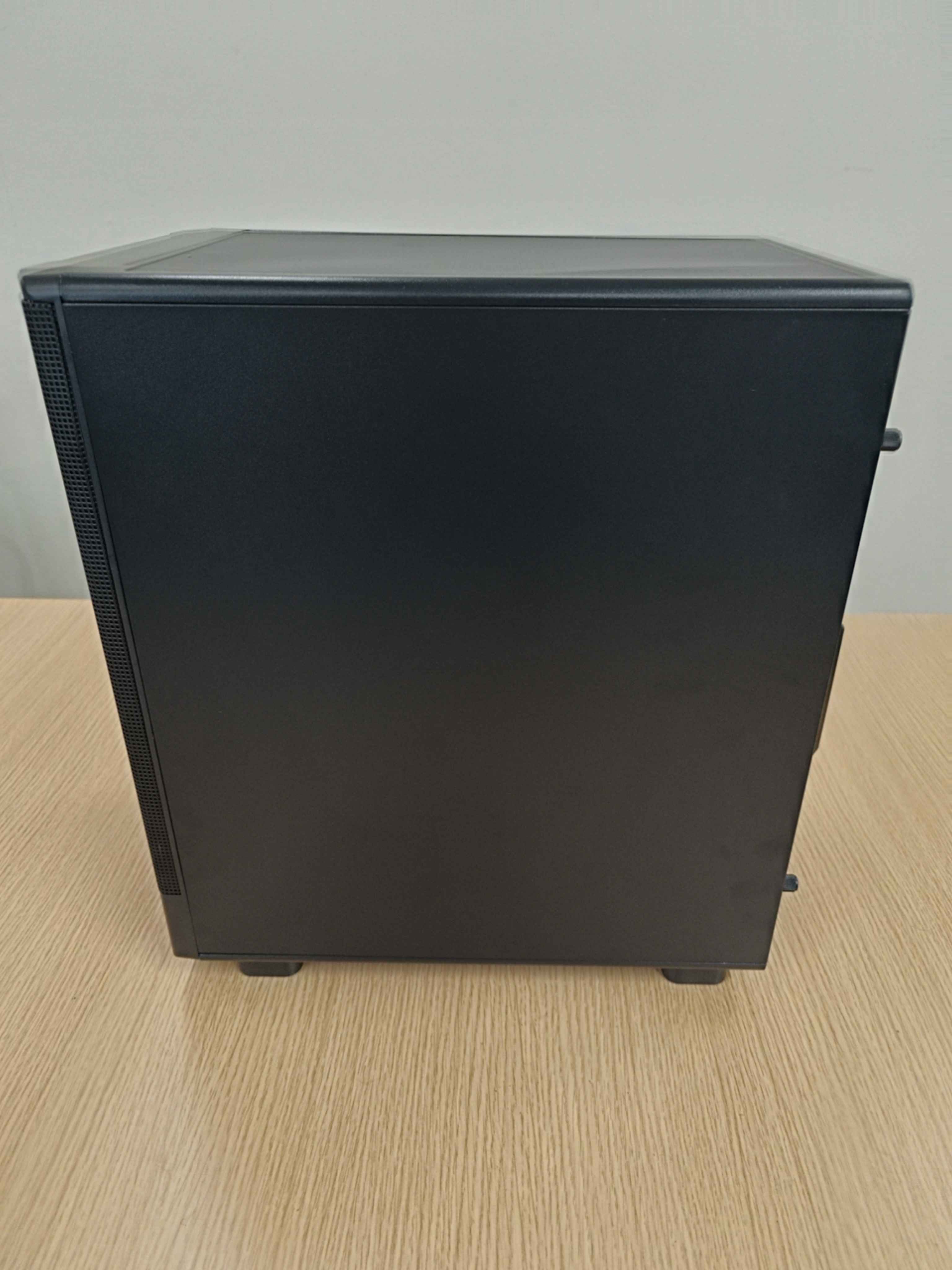 Core i7 8700 ＆ RTX2070Super】不死鳥PC057 – KARASUGAMING