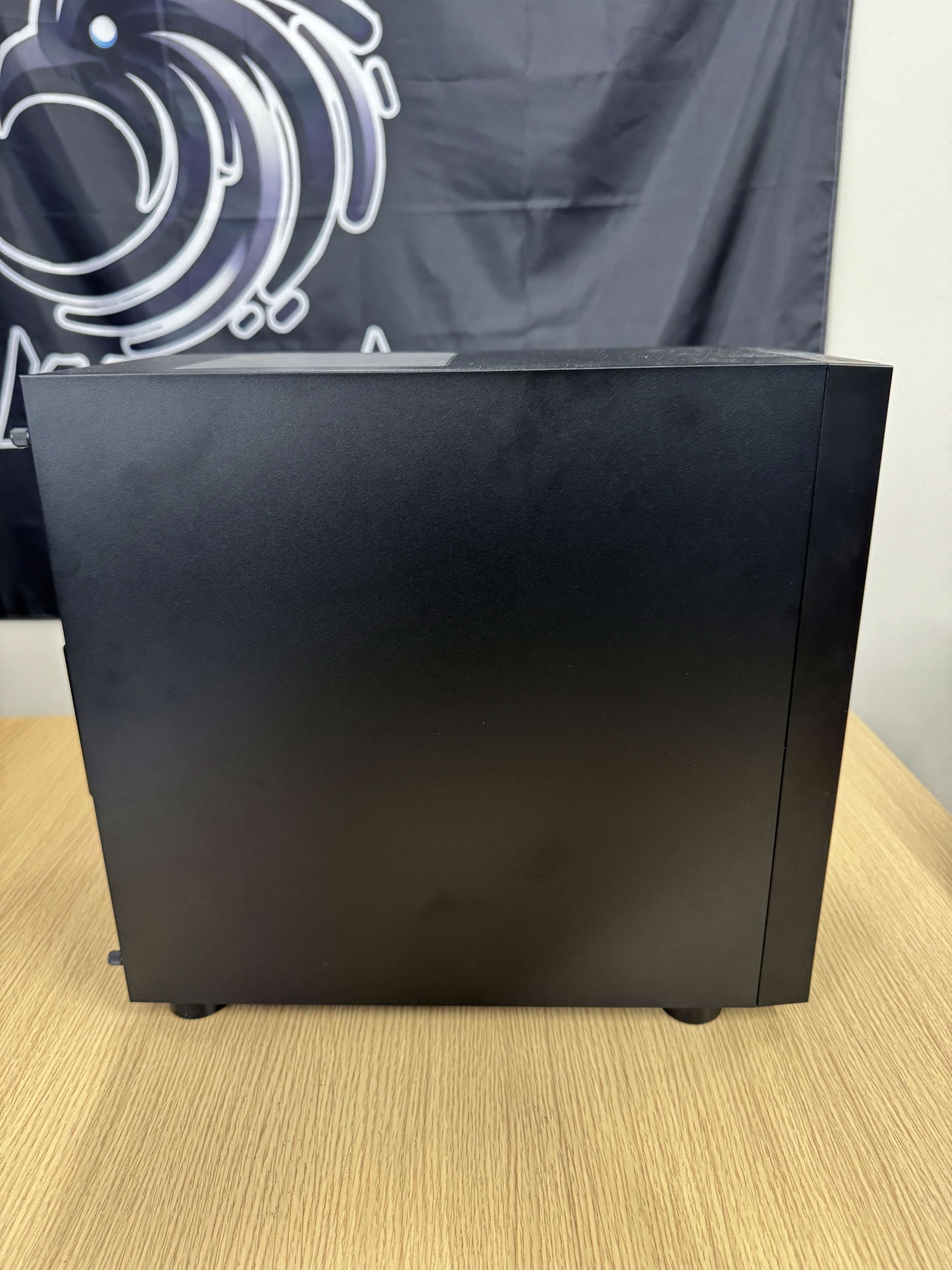 【Ryzen3 Pro 4350G & RTX2070】不死鳥PC035