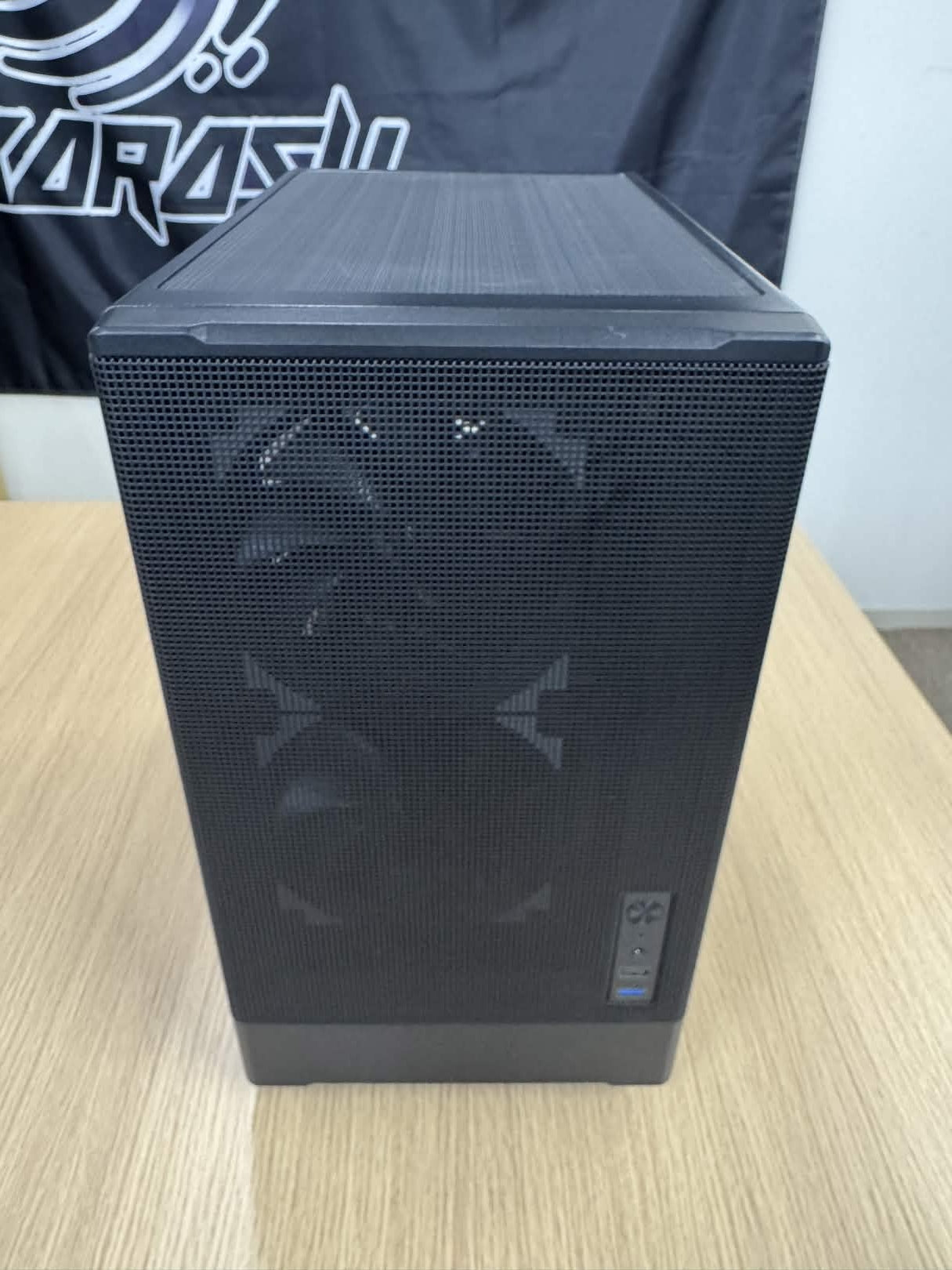 【Ryzen7 5700X & RX7600】不死鳥PC066