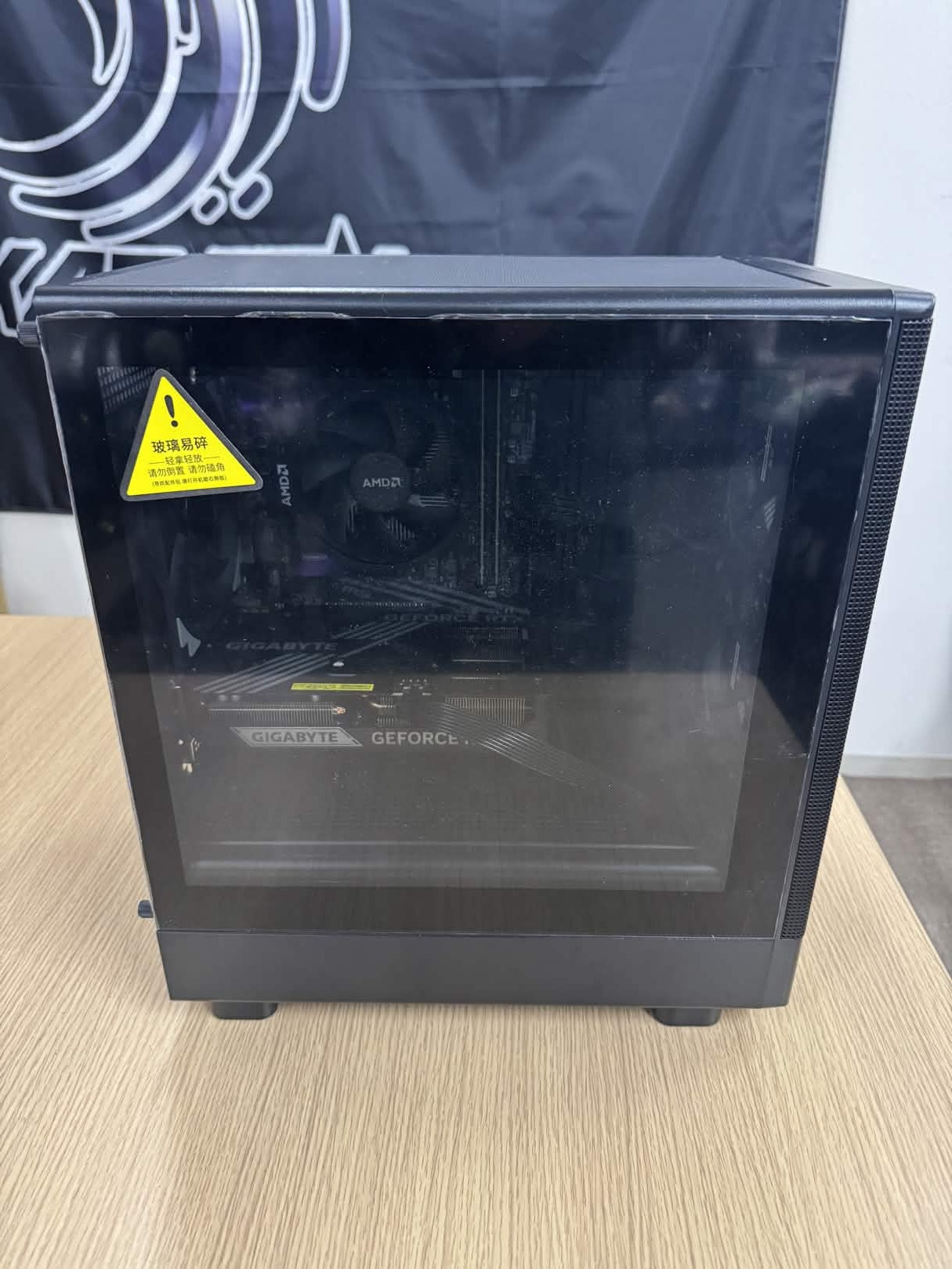 【Ryzren7 5700X & RTX5060Ti 16GB】不死鳥PC061