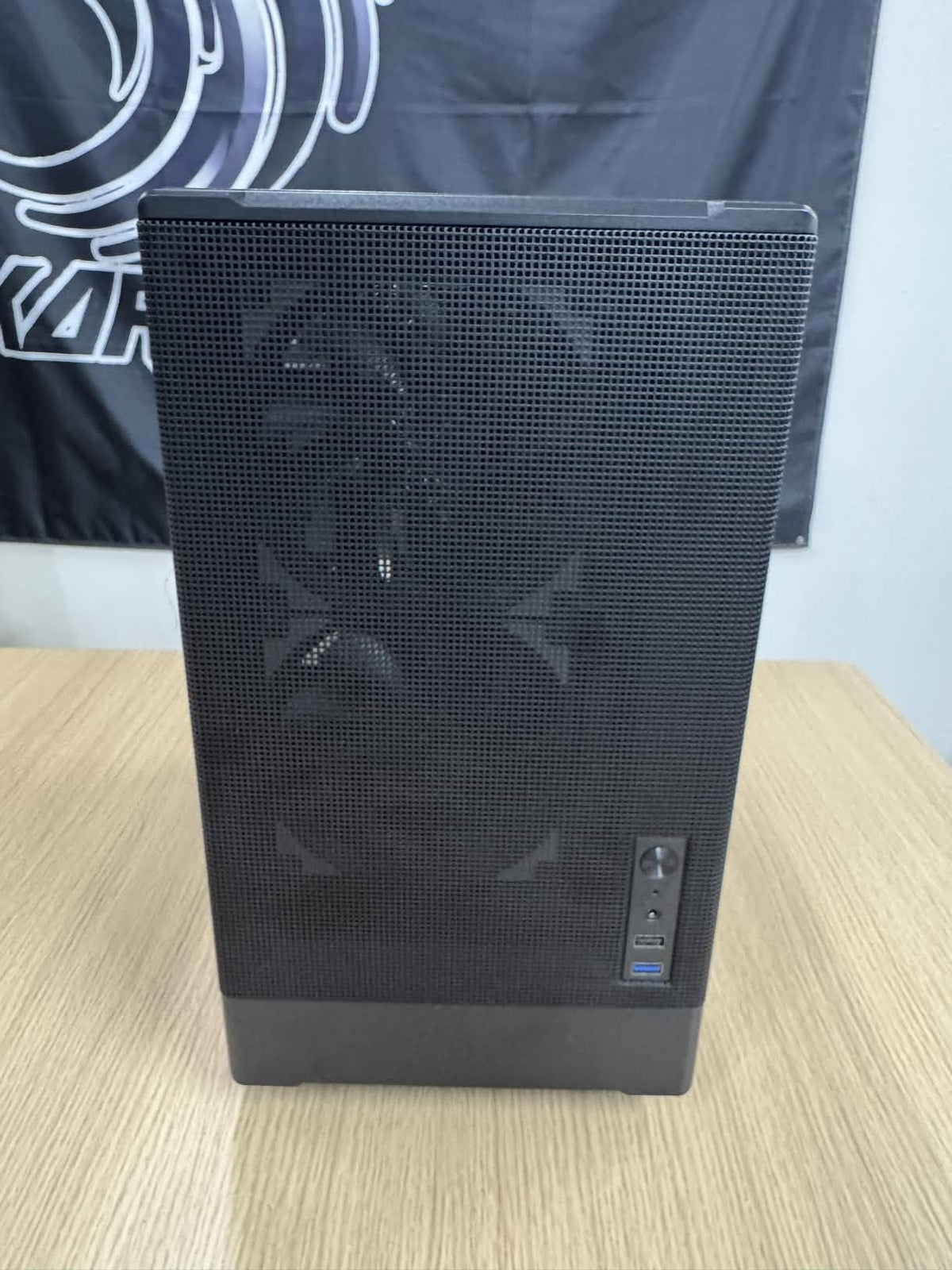 【Ryzen7 5700X & RX7600】メーカー再生品069